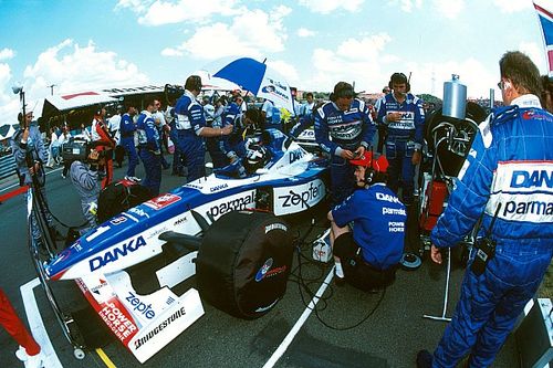 GP Hungr&iacute;a 1997: el campe&oacute;n desterrado se qued&oacute; a una vuelta de ganar