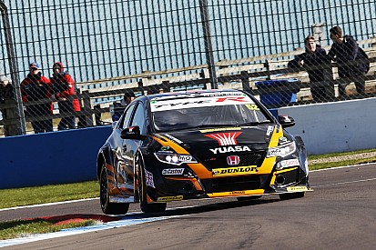 Donington BTCC: Shedden takes provisional Race 3 win