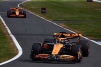 Piastri korzysta na wewnętrznej rywalizacji