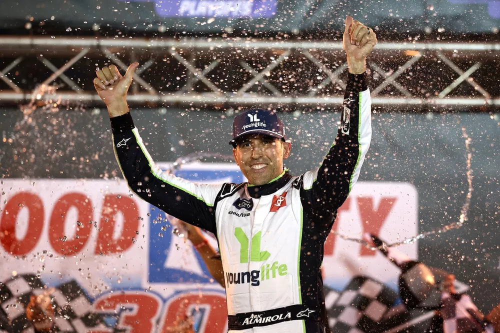 Aric Almirola, Joe Gibbs Racing Toyota