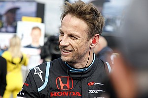Al-Attiyah quiere que Jenson Button corra el Dakar