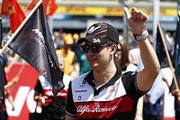 F1 - Zhou revela abusos online antes de estreia pela Alfa Romeo: "Doeu bastante"