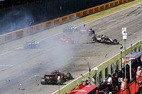 F1: Latifi diz que mudança das luzes do safety car não teria evitado engavetamento