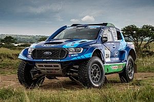 Zwycięzca Dakaru testował nowego Forda