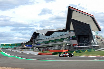Silverstone WEC: Alonso tops FP3, SMP splits Toyotas