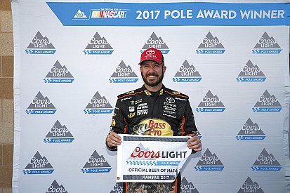 Truex snags Kansas pole over Harvick
