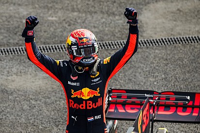 Verstappen Red Bull'un 2018 şampiyonluk umutları hakkında "temkinli"