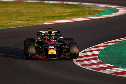 Red Bull: RB14 virajlarda ödün vermiyor