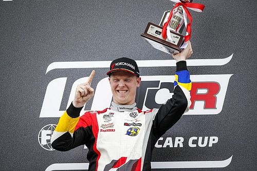 Gran victoria de Kristoffersson, intocable en Suzuka