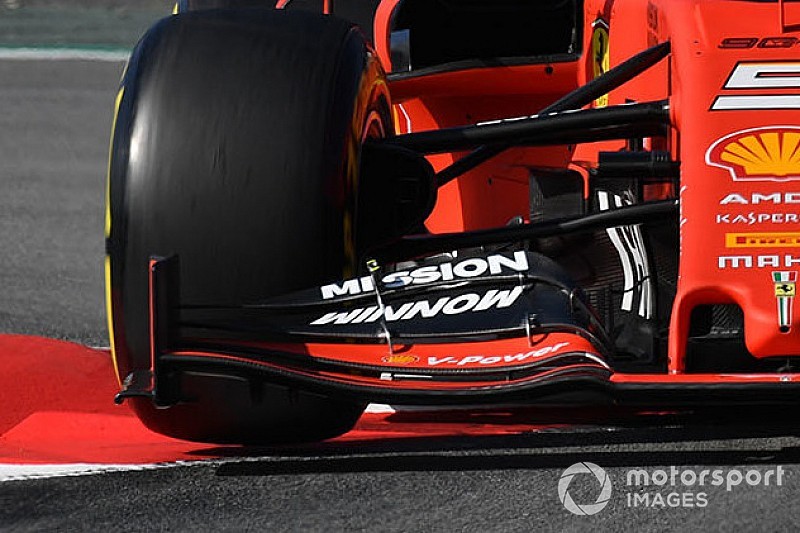 Vettel dominates first morning of 2019 F1 testing