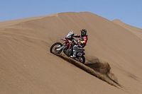 Barreda se cae en Chile y abandona el Rally de Atacama