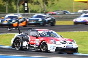 Em busca da liderança, Comparatto disputa terceira etapa da Porsche Carrera Cup em Interlagos