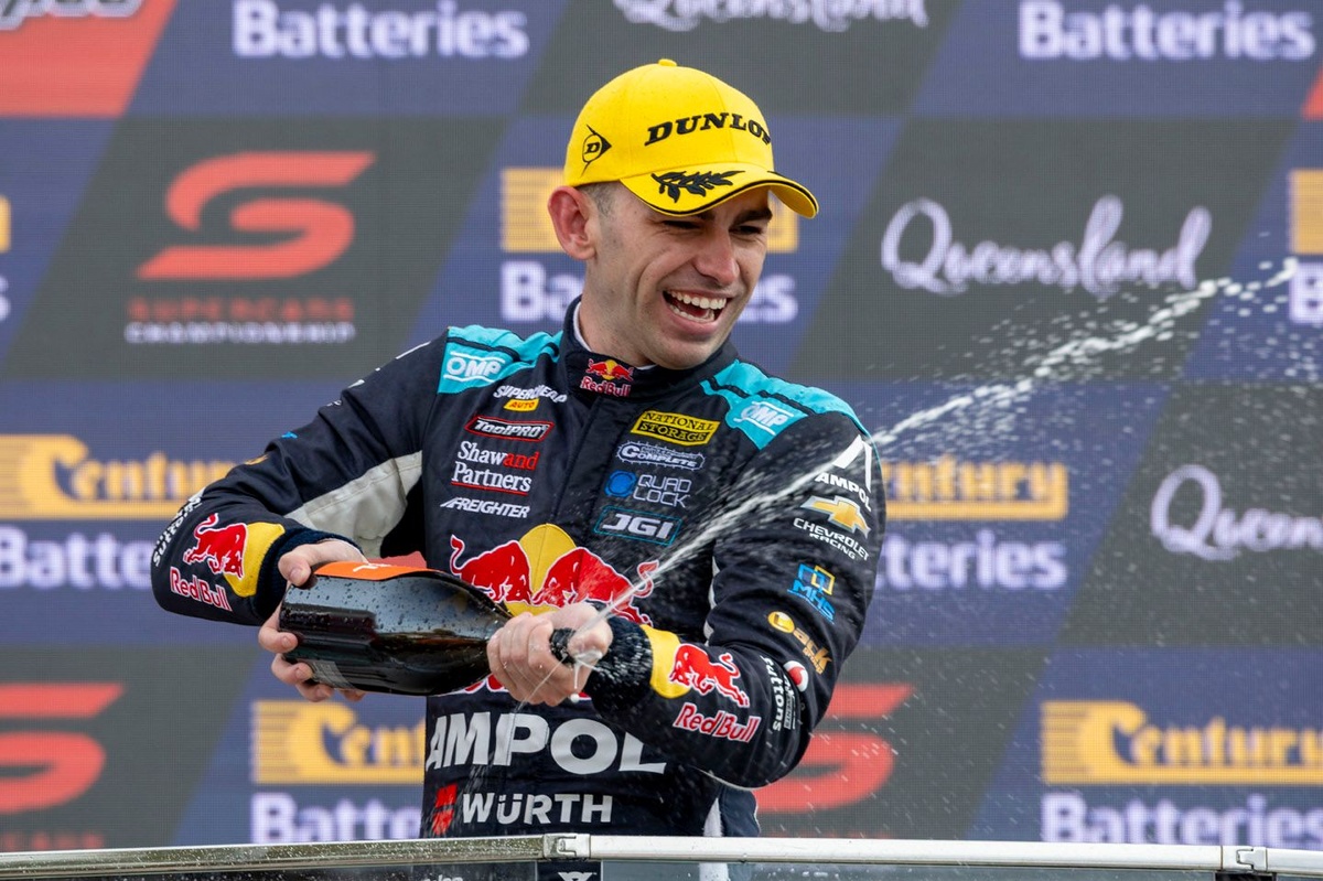 Supercars Queensland: Feeney dominates third race as championship march continues