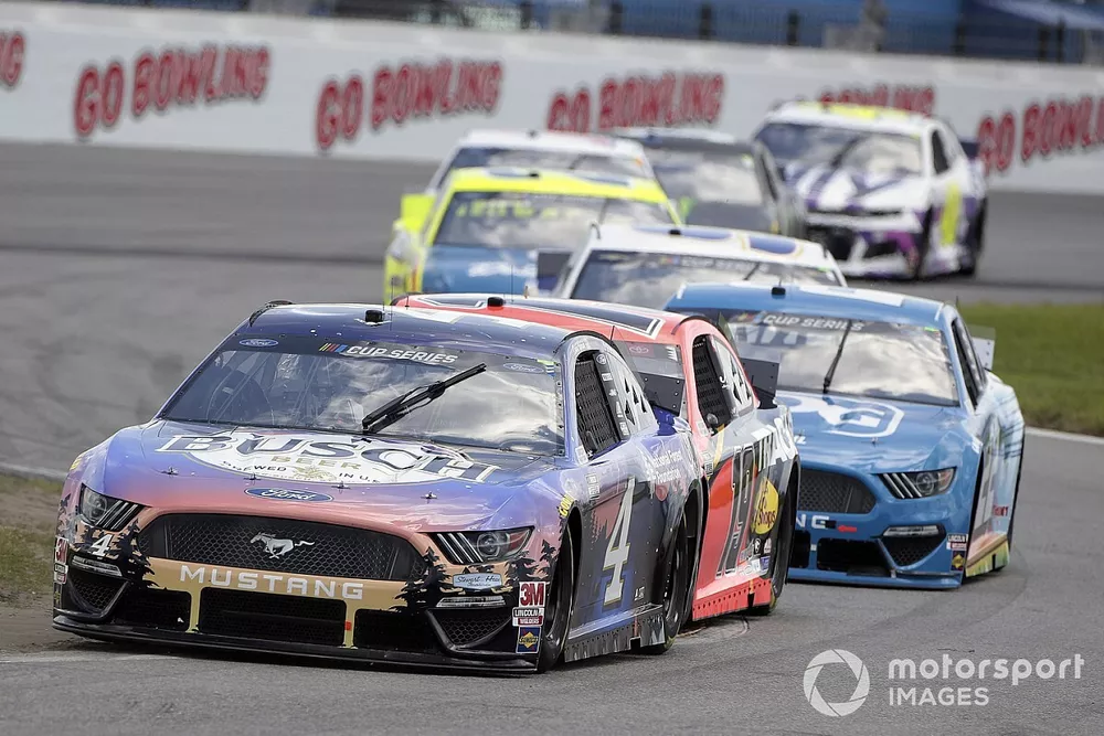 Kevin Harvick, Stewart-Haas Racing, Ford Mustang Busch Beer National Forest Foundation