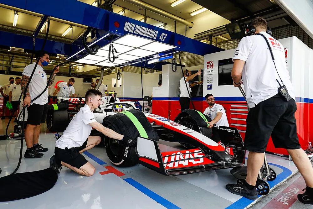 Mick Schumacher, Haas VF-22