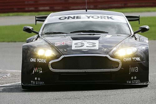 Have a go hero: When an F1 stalwart floundered in an underbaked Aston