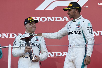 Hamilton mette le cose in chiaro: "Non ho intenzione di regalare una vittoria a Bottas"