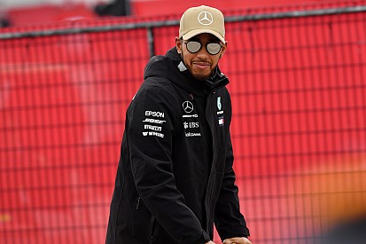 Hamilton: "Az édesapámnak négy munkája volt egyszerre..."