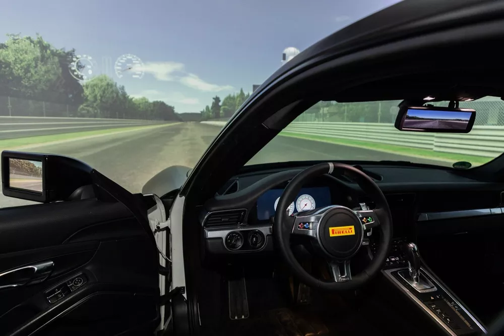 Pirelli simulator