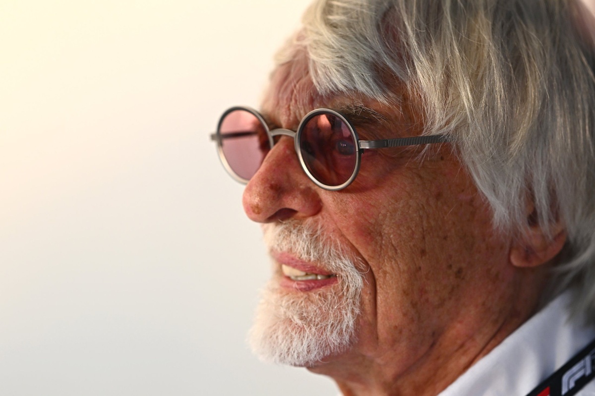 Cuando un primer ministro estuvo en la diana por sus vínculos con Ecclestone