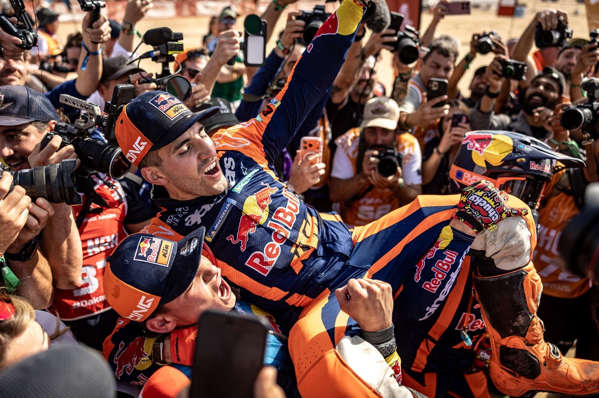 Dakar 2026: ¡Final histórico! Benavides gana el Touareg de motos por dos segundos