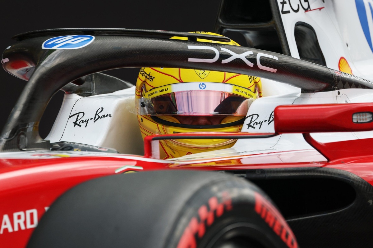 Hamilton: "El coche ha ido mejor, pero los neumáticos no se calentaban"