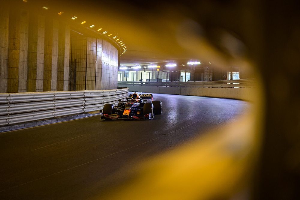 Max Verstappen, Red Bull Racing RB16B