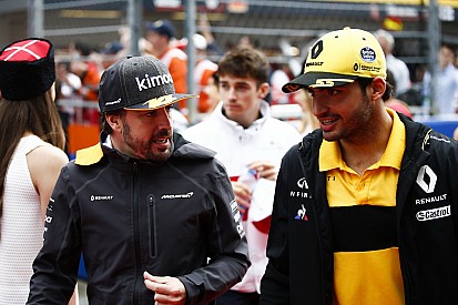 Pour Sainz, la F1 doit tirer des leçons du départ d'Alonso