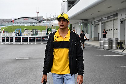 Sainz: Kockáztatnunk kell ahhoz, hogy bejussunk a Q3-ba