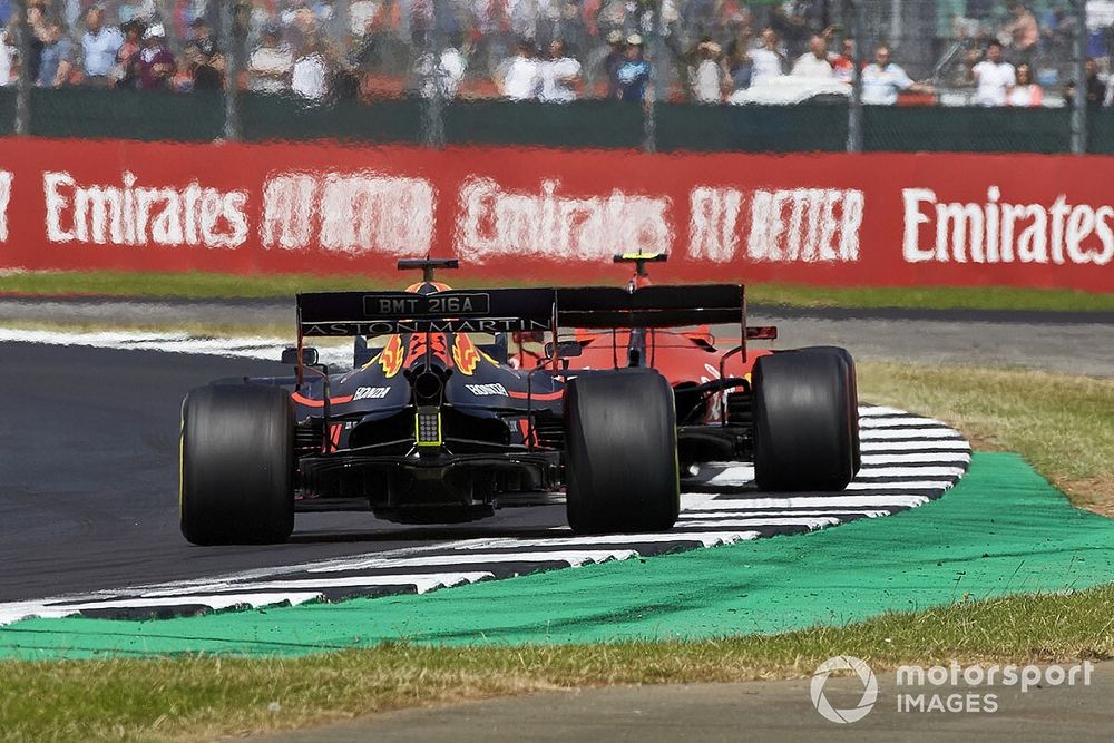 Charles Leclerc, Ferrari SF90, Max Verstappen, Red Bull Racing RB15
