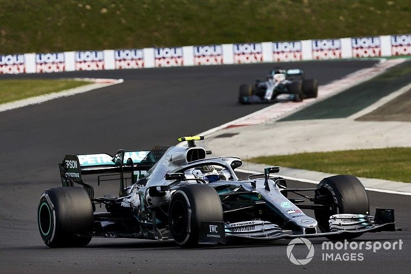 Valtteri Bottas, Mercedes AMG W10, leads Lewis Hamilton, Mercedes AMG F1 W10