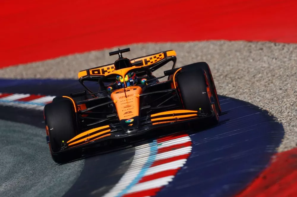 Oscar Piastri, McLaren MCL38