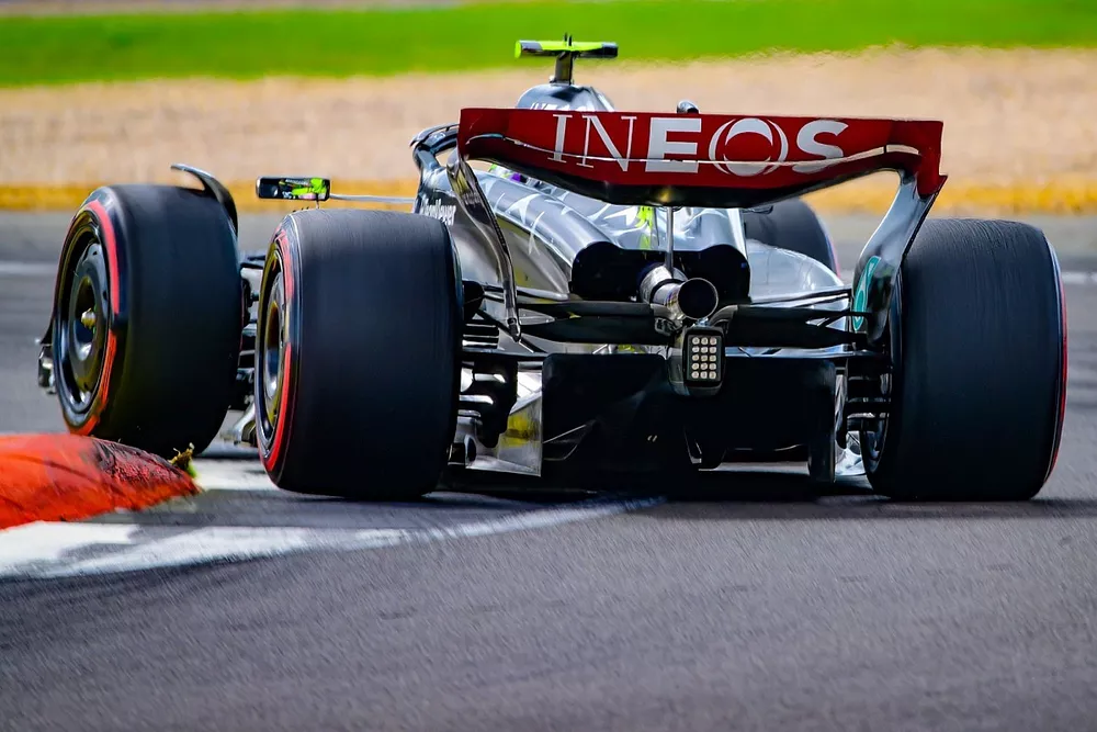 Lewis Hamilton, Mercedes W14
