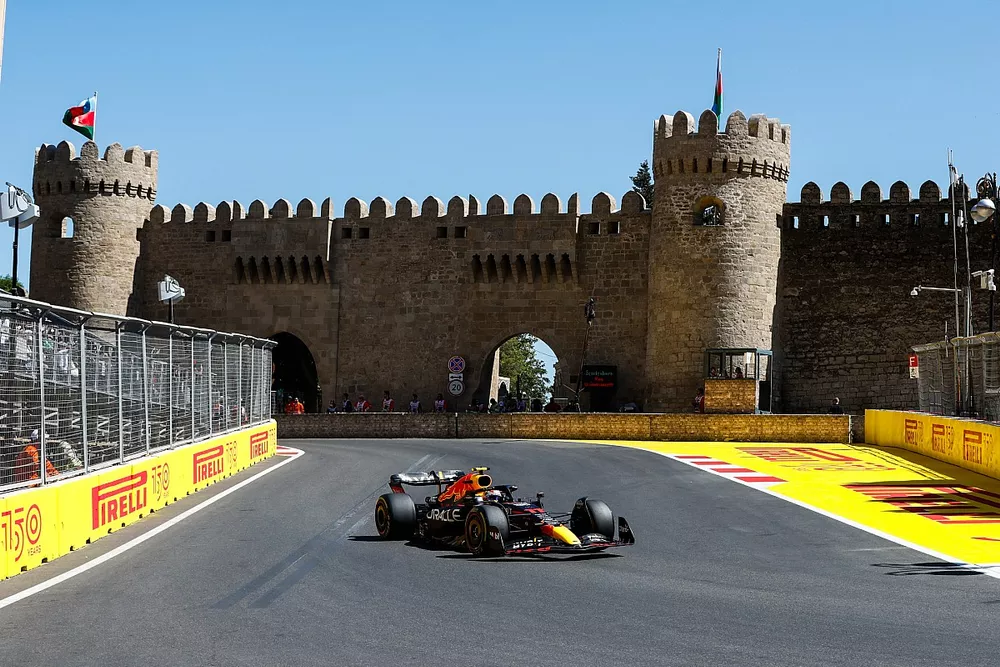 Sergio Perez, Red Bull Racing RB18