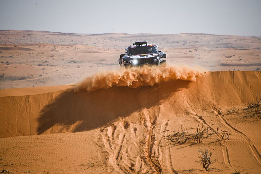 #302 X-Raid Mini JCW Team: St&eacute;phane Peterhansel, Edouard Boulanger