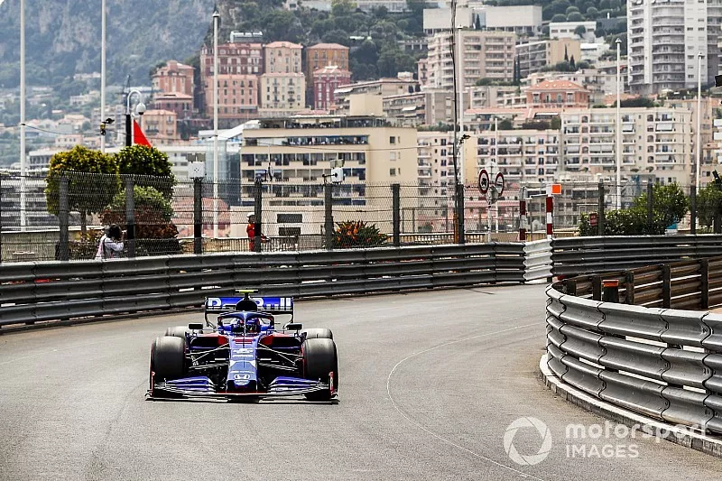 Alexander Albon, Toro Rosso STR14