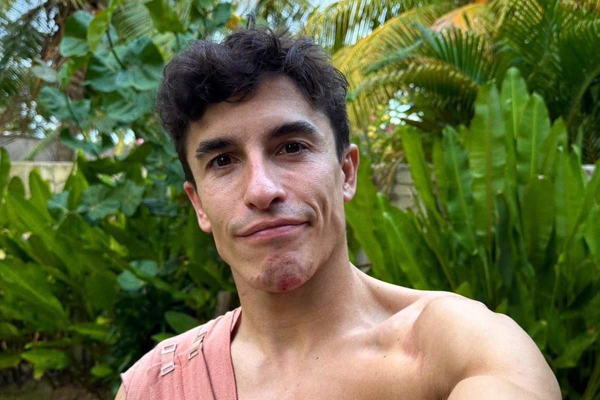 Márquez pide que la gente no la tome con Bezzecchi: «Nadie lo hace a propósito» 