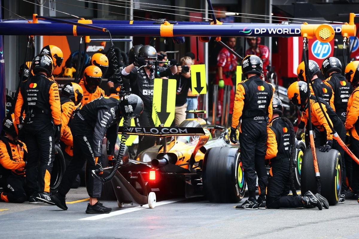 F1 | McLaren: pit stop lenti per errori umani? Bene il software di controllo