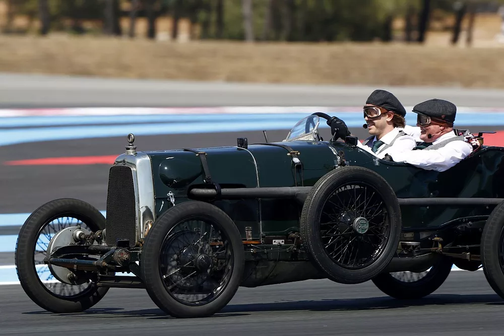 Sebastian Vettel, Aston Martin, Johnny Herbert, Sky TV, in the Aston Martin Grean Pea TT1 from 1922