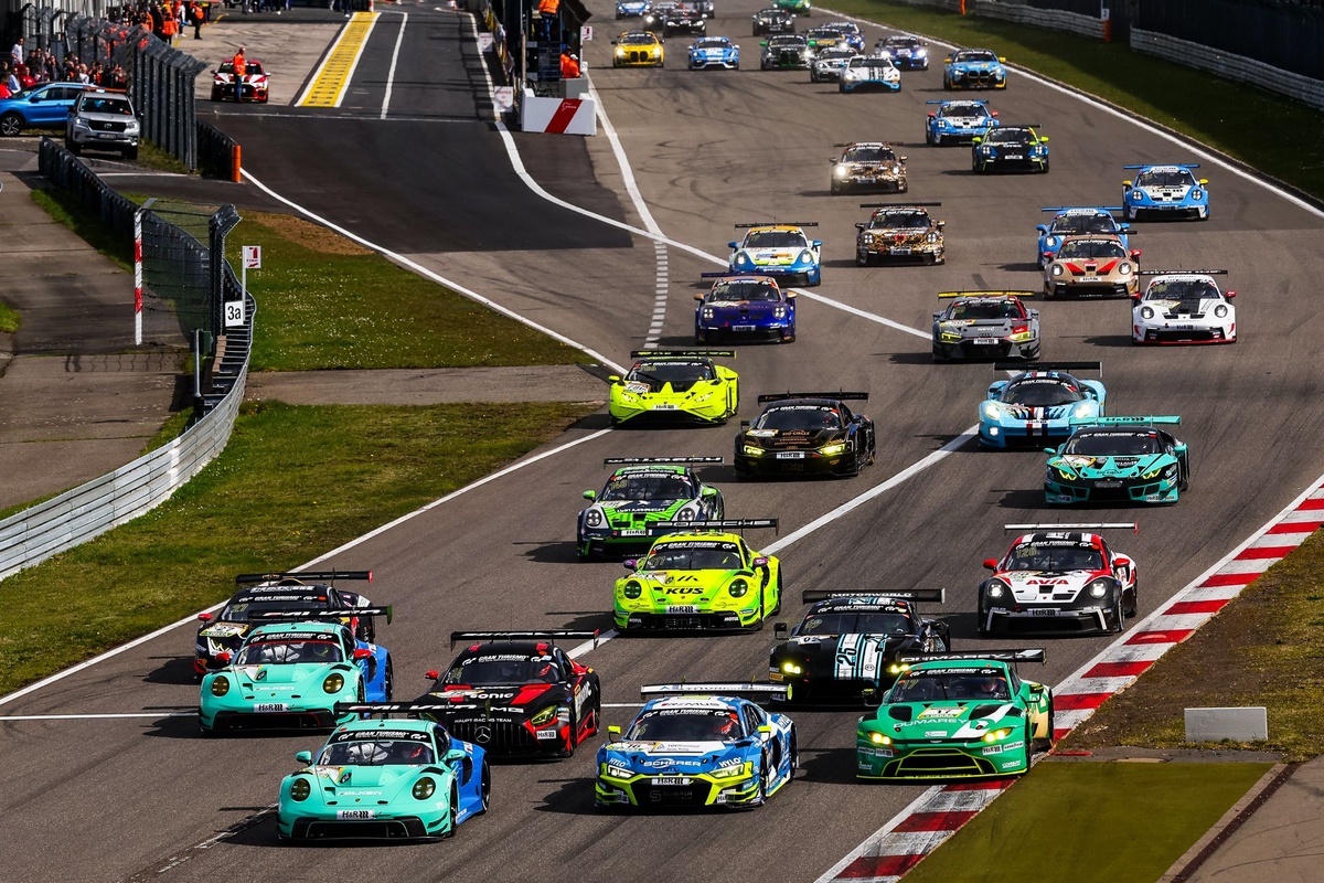 IGTC | 24h del Nürburgring in DIRETTA STREAMING su Motorsport.com: ecco i protagonisti