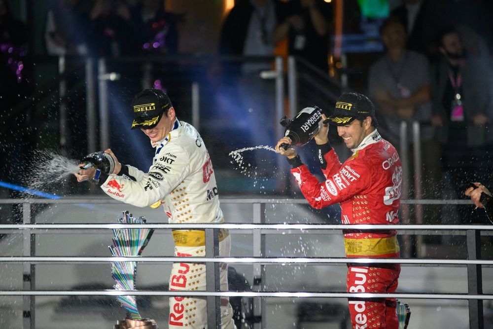 Podio: Max Verstappen, Red Bull Racing, Sergio P&eacute;rez, Red Bull Racing