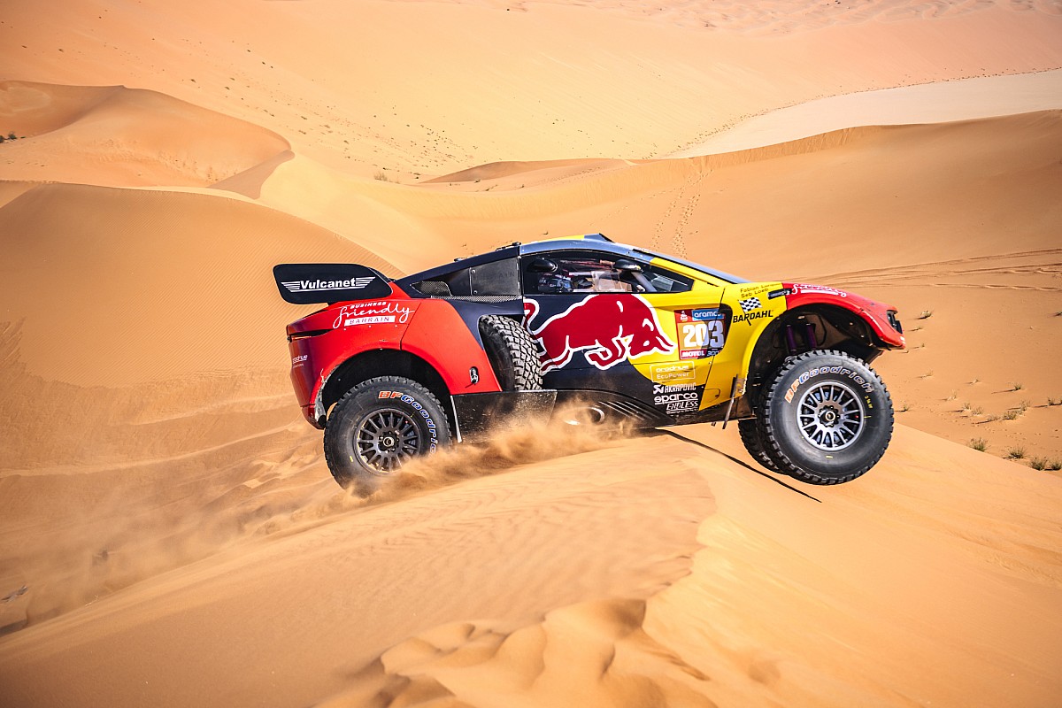 Loeb gana la prueba de 48 horas, desastre para Al-Attiyah