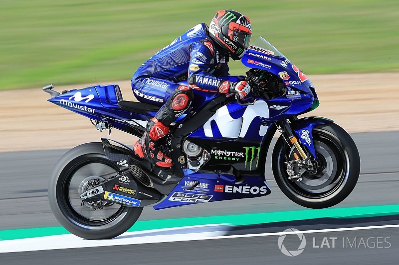 MotoGP Silverstone FP1: Vinales vor Rossi, Marquez stürzt