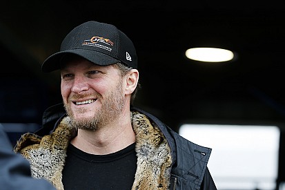 Immer im Stress: Dale Earnhardt jun. als rastloser "Ruheständler"