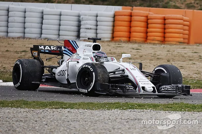 Lance Stroll, Williams FW40 en tête-à-queue