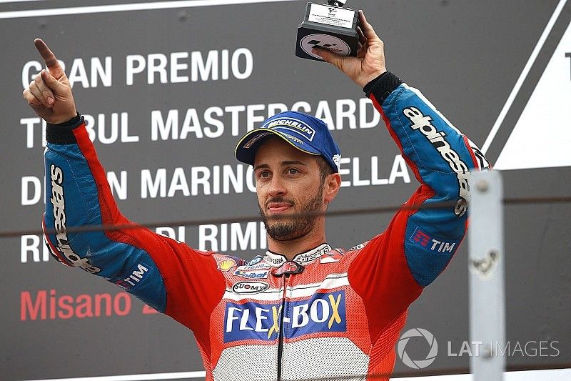 Podio: tercero clasificado, Andrea Dovizioso, Ducati Team