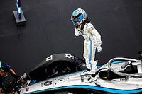 De Vries gana en Valencia en final complicado por las baterías