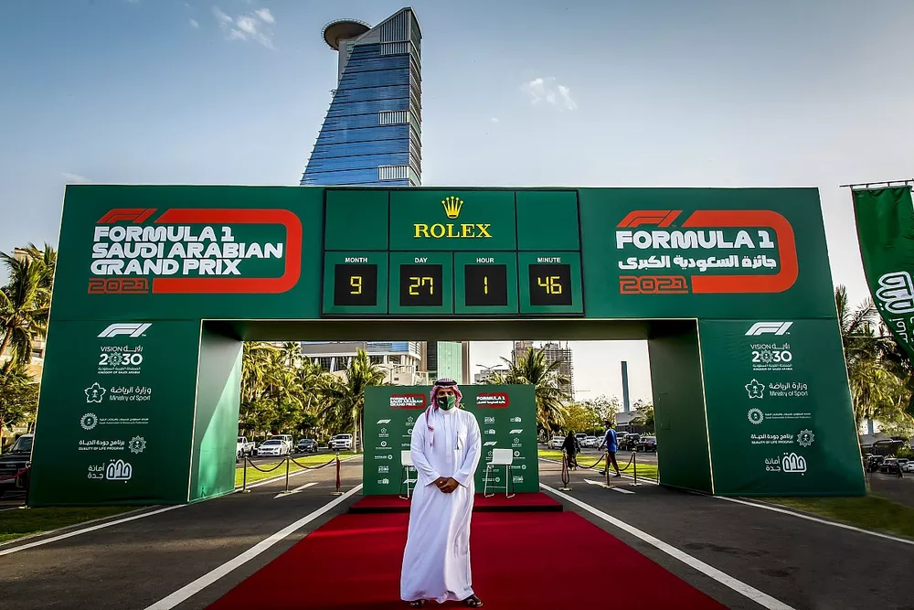 رئيس مجلس إدارة الاتحاد السعودي للسيارات والدراجات النارية، صاحب السمو الملكي الأمير خالد بن سلطان العبد الله الفيصل (3)
