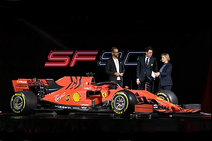 Галерея: болід Ferrari SF90 для сезону Формули 1 2019 року