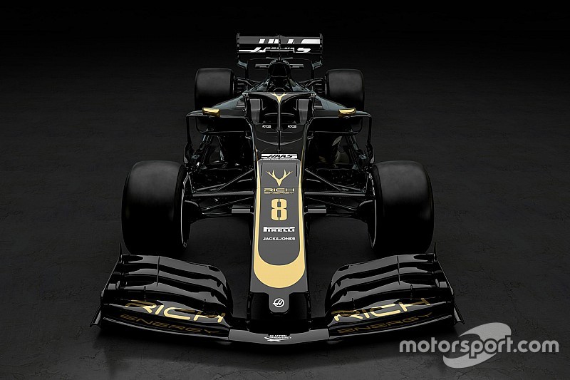 Fotogallery: ecco le prime foto della livrea nero-oro 2019 del team Haas F1